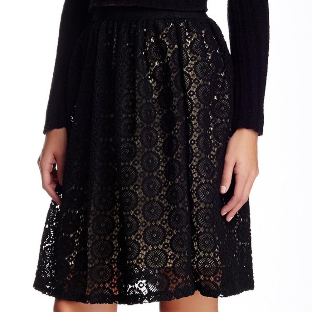 Bobeau Lace Skirt Black - Nude
